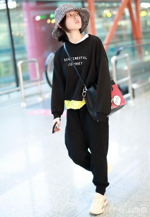 今年显瘦的裤子你了解吗?看看下面,帮你摘掉微胖标签