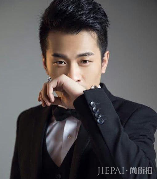 网红为举办婚礼,耗资五千万邀请众多明星参加,成龙出场费据首位