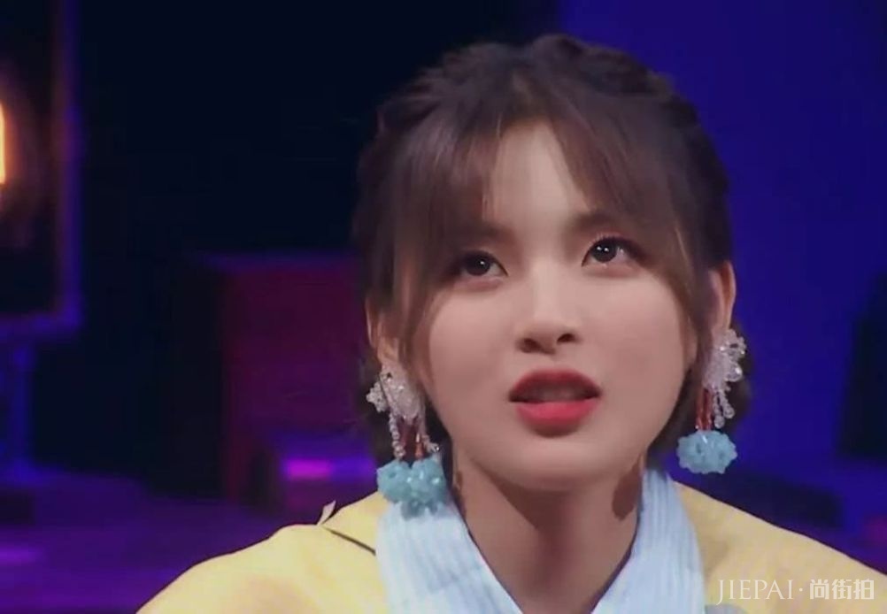 杨超越称以后不结婚，《心动》吐真言？只因黑粉太多压力太大