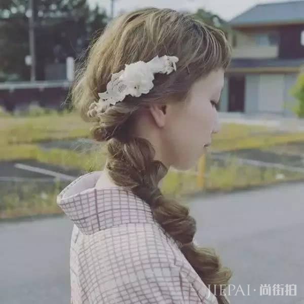 编发不重样，三股辫变化出的N种样式