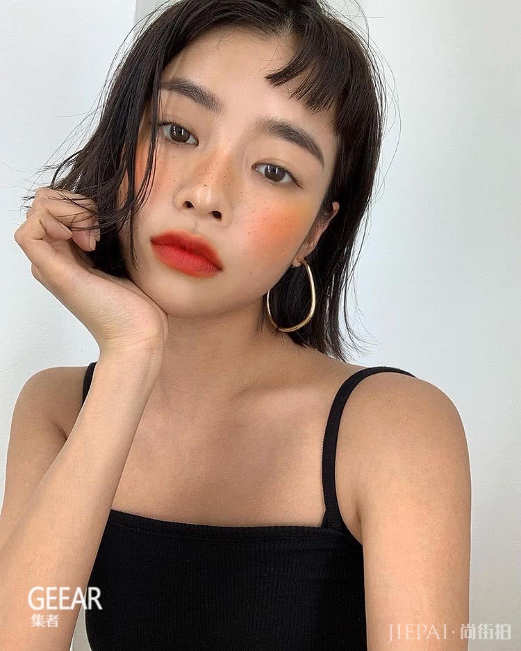 化妆师没有告诉你：想有最迷人嘴唇，先记下这10个唇妆贴士