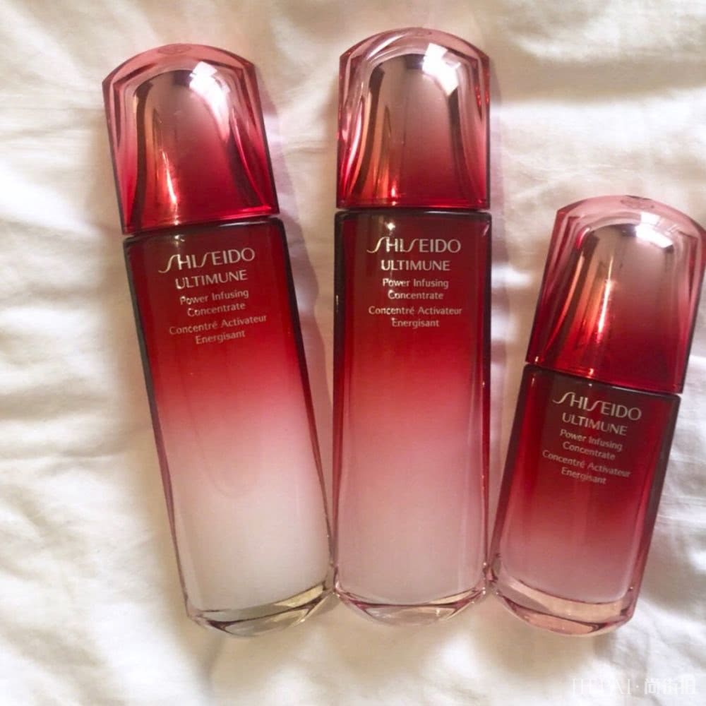 哪有什么逆生长，50岁许晴抗衰老的秘密是保养，这些精华记好咯