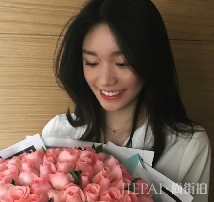 追星女孩?赌王千金何超琼的今天,就是王一博绯闻女友綦美合的明天