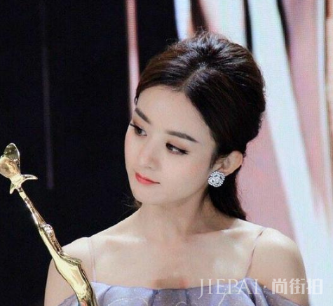 赵丽颖拥有被圆脸，耽误的出众的鼻子，别跟他比不然