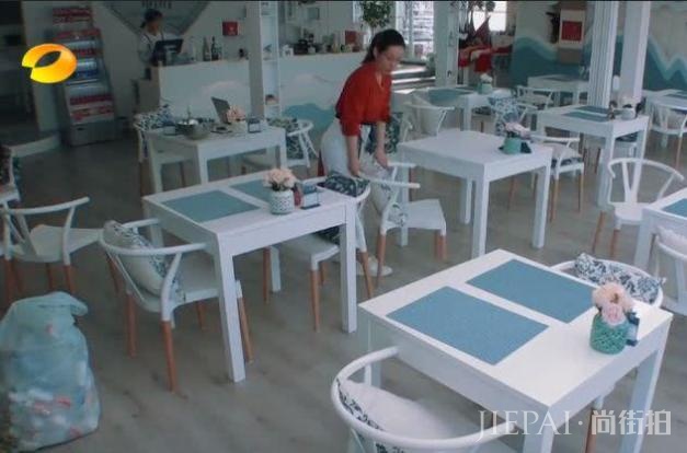 秦海璐《中餐厅》秀恩爱虐单身狗杨紫，自曝婚后从没和老公吵过架