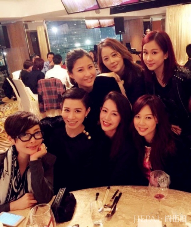 佘诗曼为洪金宝儿媳庆生喝到脸通红，TVB七魔女同框还是她最美