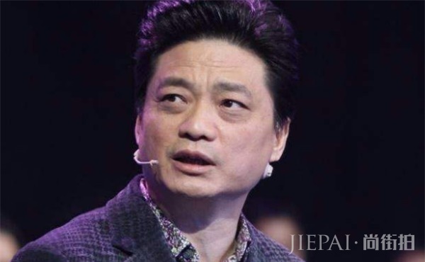 崔永元从不炮轰的5位明星,张国立上榜,最后一位出于欣赏