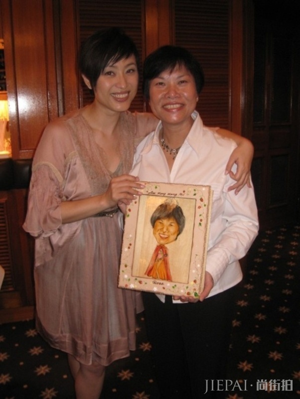 港姐之母陈紫莲离世,佘诗曼等悼念 曾任港姐副统筹数十年