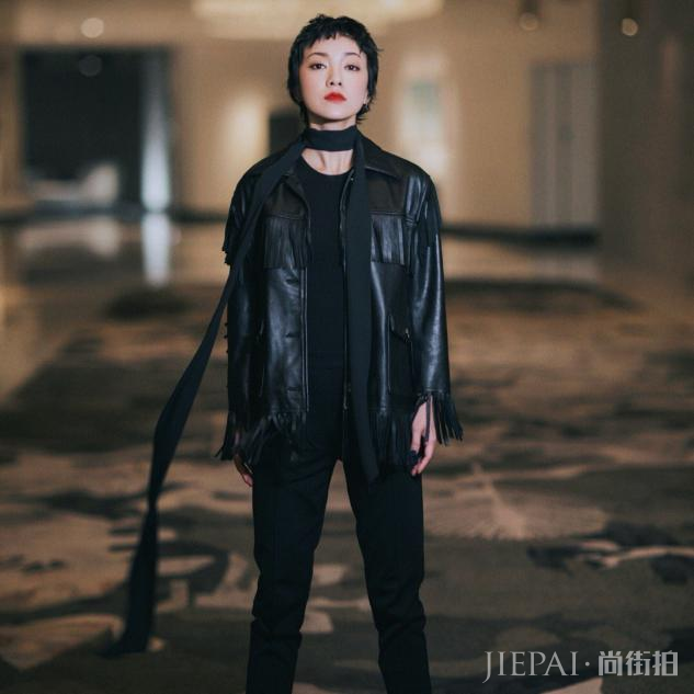 跟风“超A女生穿搭”,学明星服装发型搭配妙招,助你凹出A造型