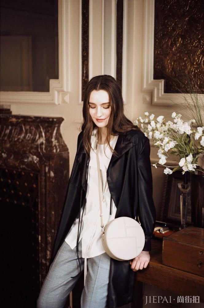 真丝太好看，这样穿一年都不会烦！和老气完全没关系