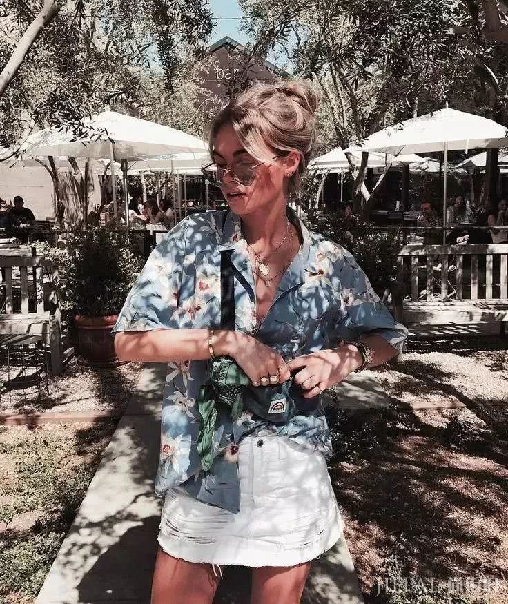 今年流行的衬衫 还真是越花越好看呢