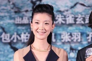 郑爽是她学生,谢霆锋是她徒弟,最红之时嫁给《爱情公寓》中的他