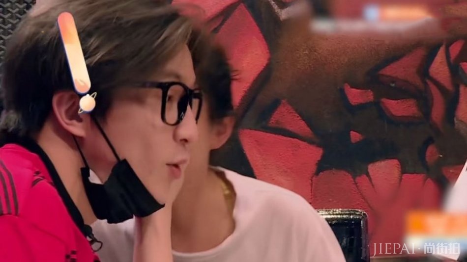 杜若溪开店一天亏两万?向太现场传授生意经,难怪她能成功