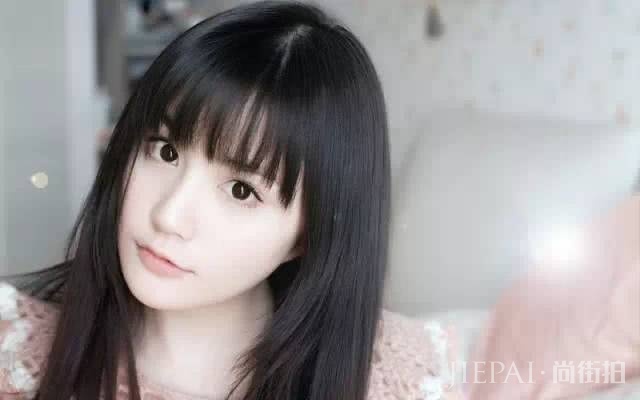 新手化妆很简单,1分钟上手,懒变美有高招