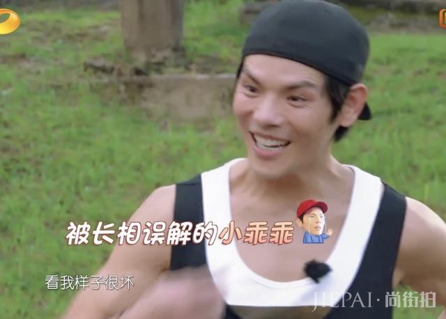 郭碧婷爸爸发文称初见向佐，觉得他长得凶悍，后来发现是面恶心善