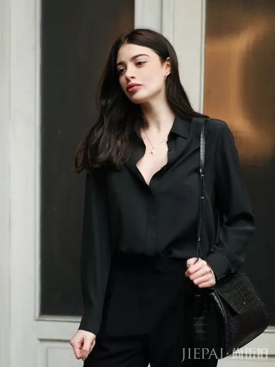 穿衣显瘦,脱衣有肉,大胸的穿搭套路有多深?