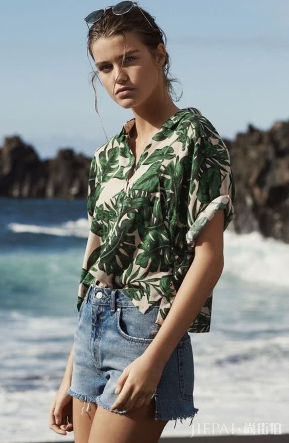 今年流行的衬衫 还真是越花越好看呢