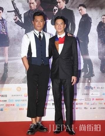 苦过来的老一辈演员才更敢说,彭于晏坐在敢说的梁家辉旁边很尴尬