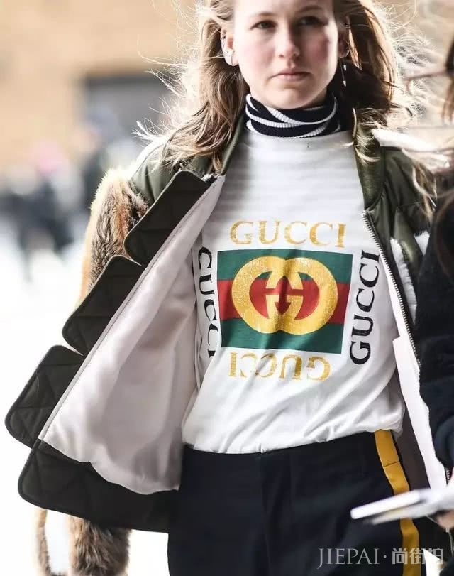 秋天衣服怎么穿?越“不正经”才越是时髦