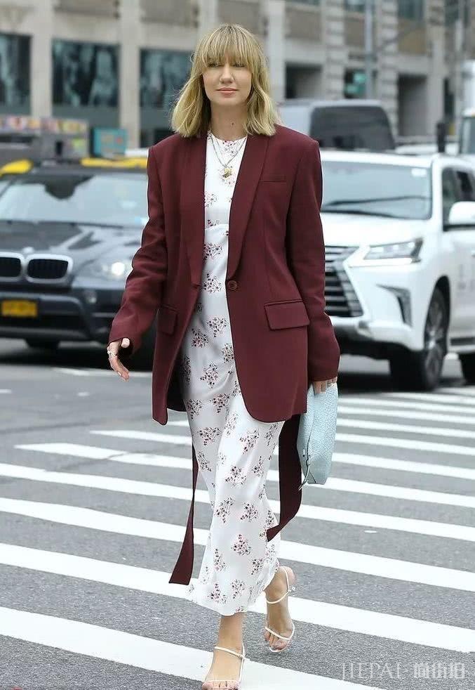 真丝太好看，这样穿一年都不会烦！和老气完全没关系