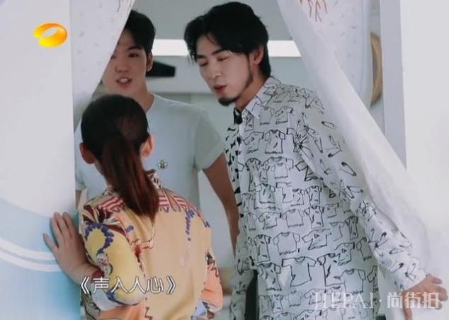 秦海璐《中餐厅》秀恩爱虐单身狗杨紫，自曝婚后从没和老公吵过架