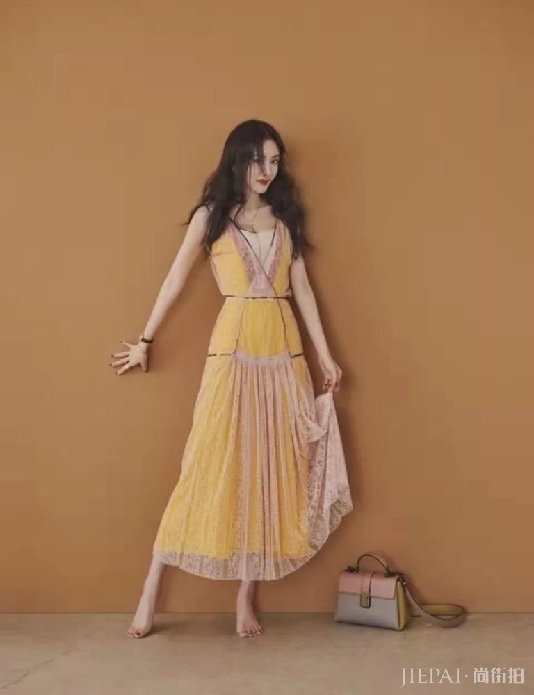 私服搭配只服杨幂,生过孩子也能穿出18岁少女feel