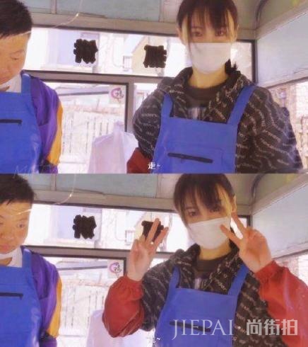 郑爽穿粉色围裙化身漂亮小厨娘,亲手为粉丝做奶茶太暖心