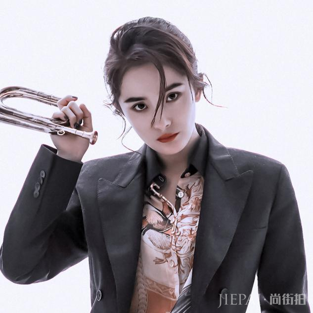 跟风“超A女生穿搭”,学明星服装发型搭配妙招,助你凹出A造型