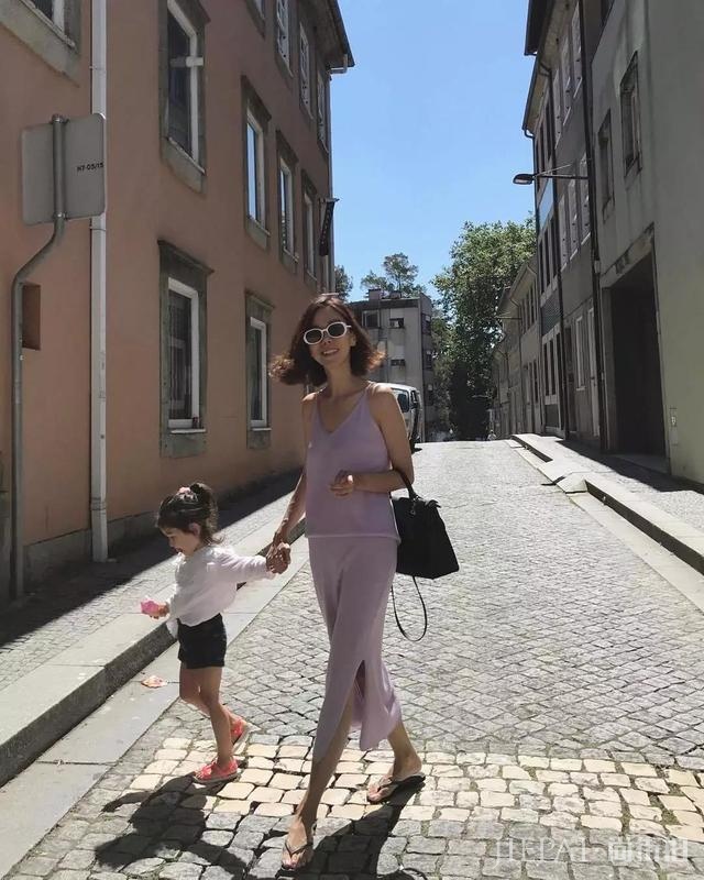 简单就是高级!学会这些看起来很贵的极简风搭配,做个精致优雅女人