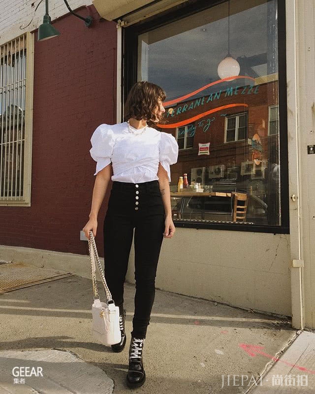 紧身牛仔裤不只是懒人穿搭！这6件单品让单调造型变得时尚不平凡