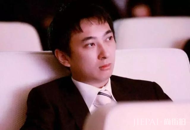 舆论焦点王思聪，靓丽张扬王文也，但论低调他们都不如马云女儿