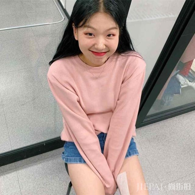 穿衣学韩国小姐姐色彩穿搭,青春靓丽又减龄