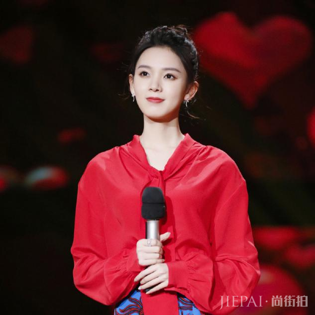 娃娃脸不止可爱，这几款发型让你风格百变