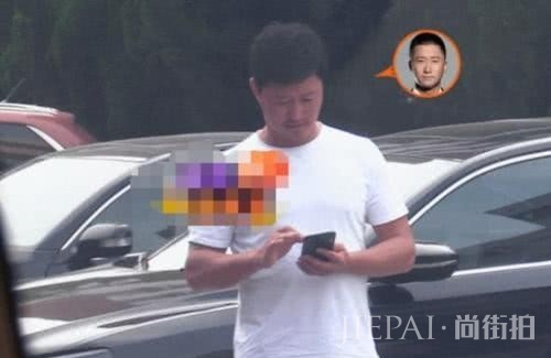 吴京马路上破口大骂司机,样子丑话难听,但这事办的漂亮啊!