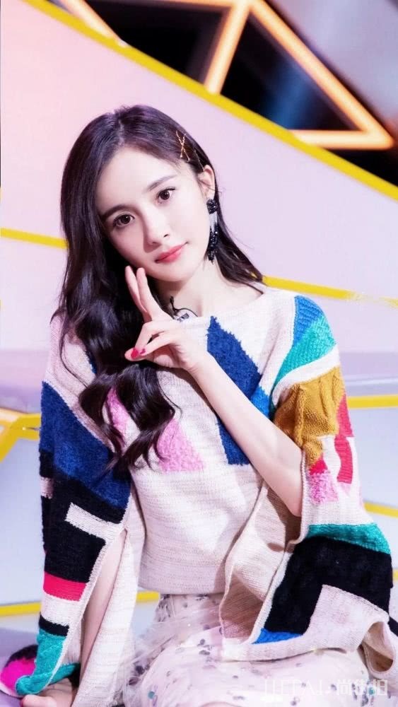 私服搭配只服杨幂,生过孩子也能穿出18岁少女feel