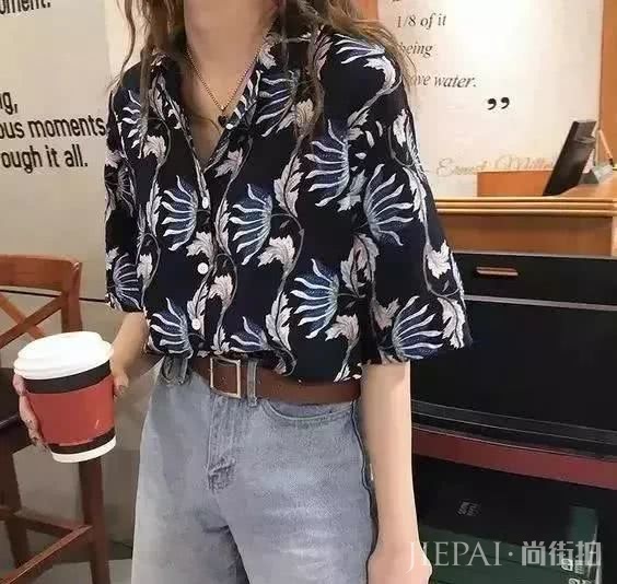 T恤并不是牛仔裤的唯一搭配,搭这5件更时髦!