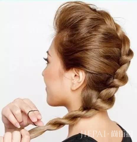 四款简单编发，一点小变化，心情大不同