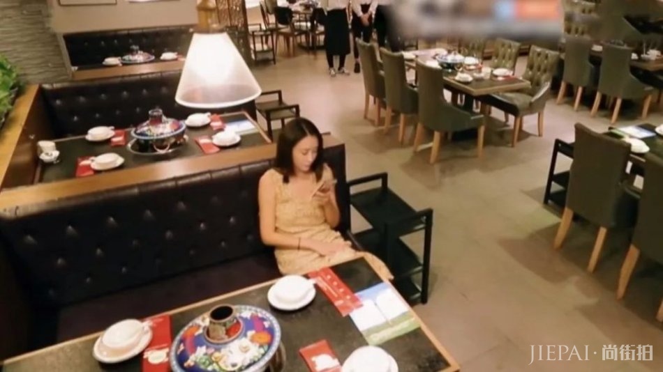 杜若溪开店一天亏两万?向太现场传授生意经,难怪她能成功