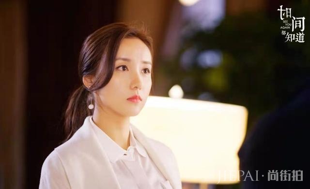 同跟胡歌拍戏走红，沉寂多年，再拍戏只能给闺蜜唐嫣当配角？