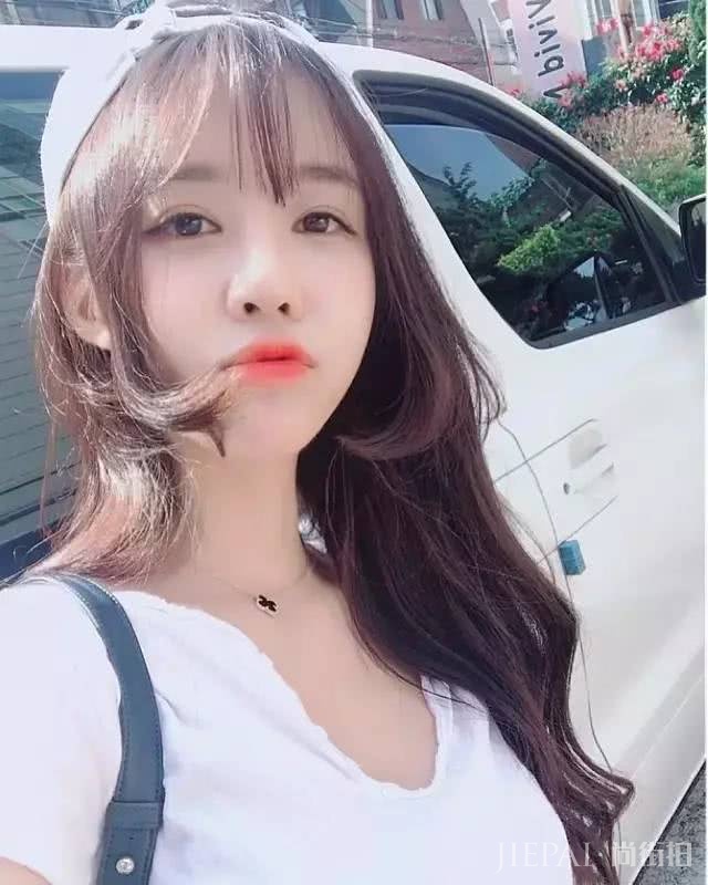 实力瘦脸，最近流行这个可爱度100％的发型