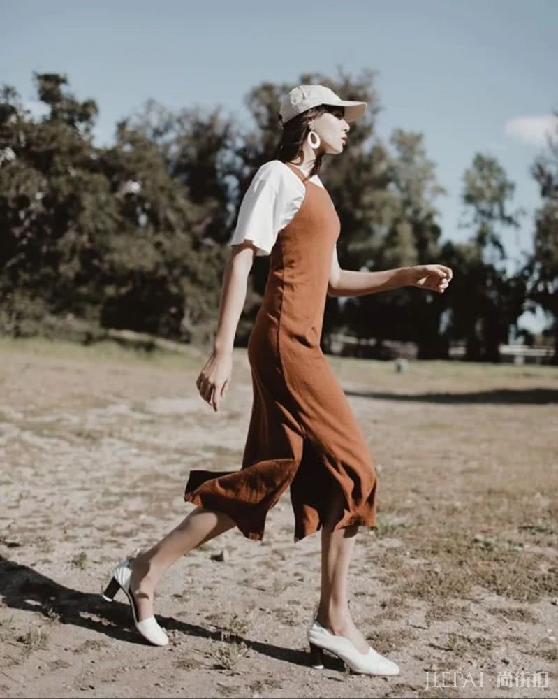 今夏最酷最高级的淡漠色,你知道多少?