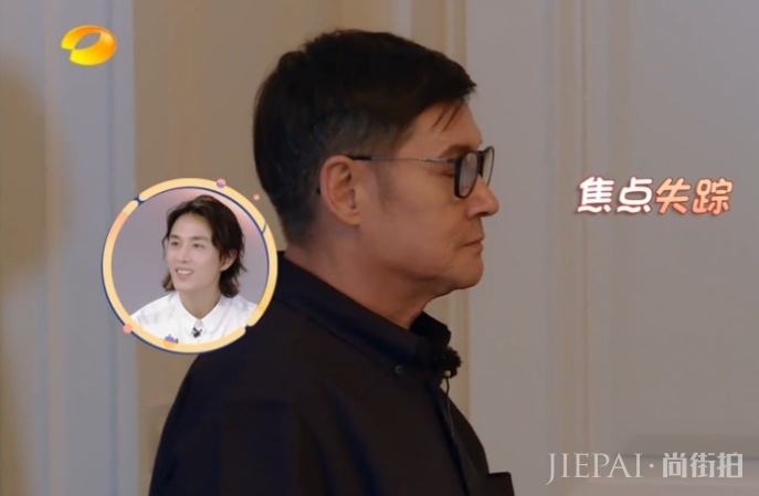 门当户对多重要?郭碧婷爸爸和向华强亲家见面,场面尴尬气氛冷