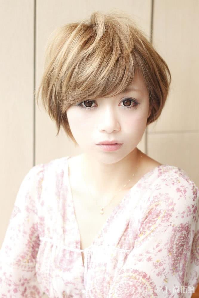 9款适合圆脸女生短发LOOK，甜美可爱又成熟优雅，减龄更时尚