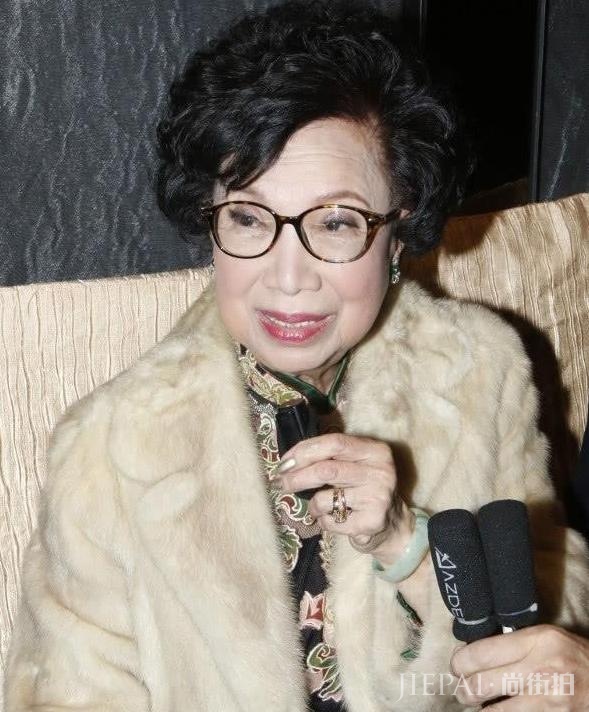继夏萍后又一位老戏骨去世!TVB“御用奶奶”梁舜燕病逝享年90岁
