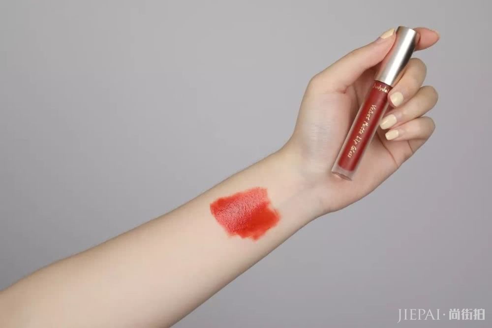 显白又显嫩的夏季唇釉