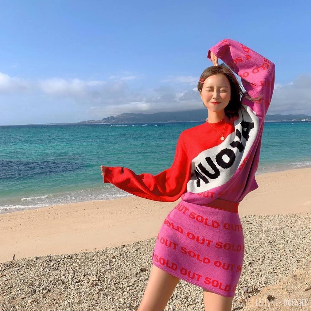 掌握这几个穿搭技巧,不穿鞋也能让你显高显瘦