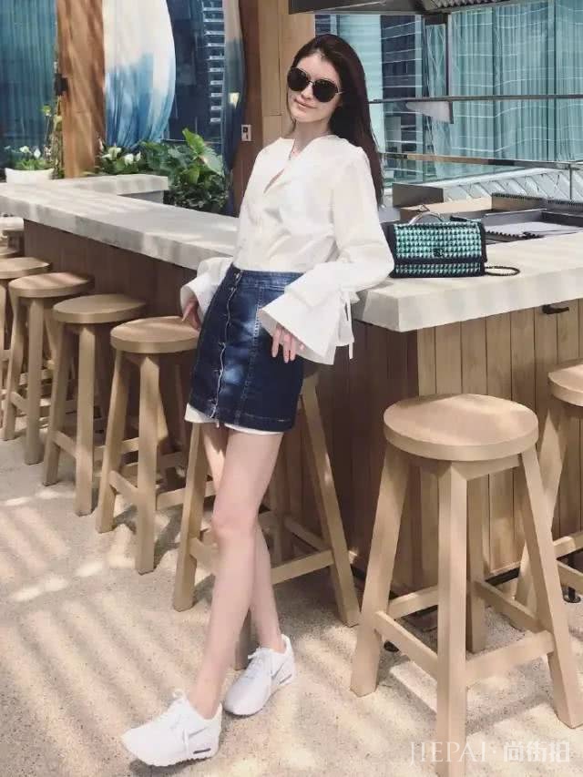 秋天衣服怎么穿?越“不正经”才越是时髦