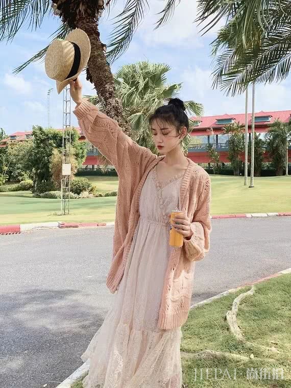 女生出去玩别穿得太正式!带上这几款裙子,舒适又知性