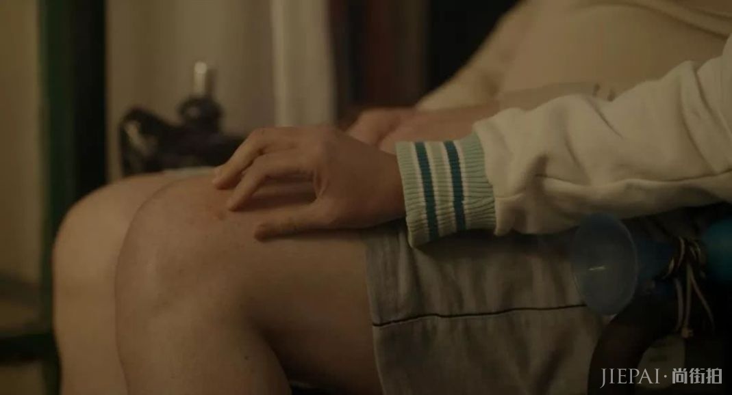 这样的故事在香港不止一个