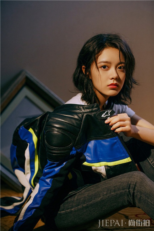 赵今麦最新写真曝光  酷飒少女不惧定义不畏突破